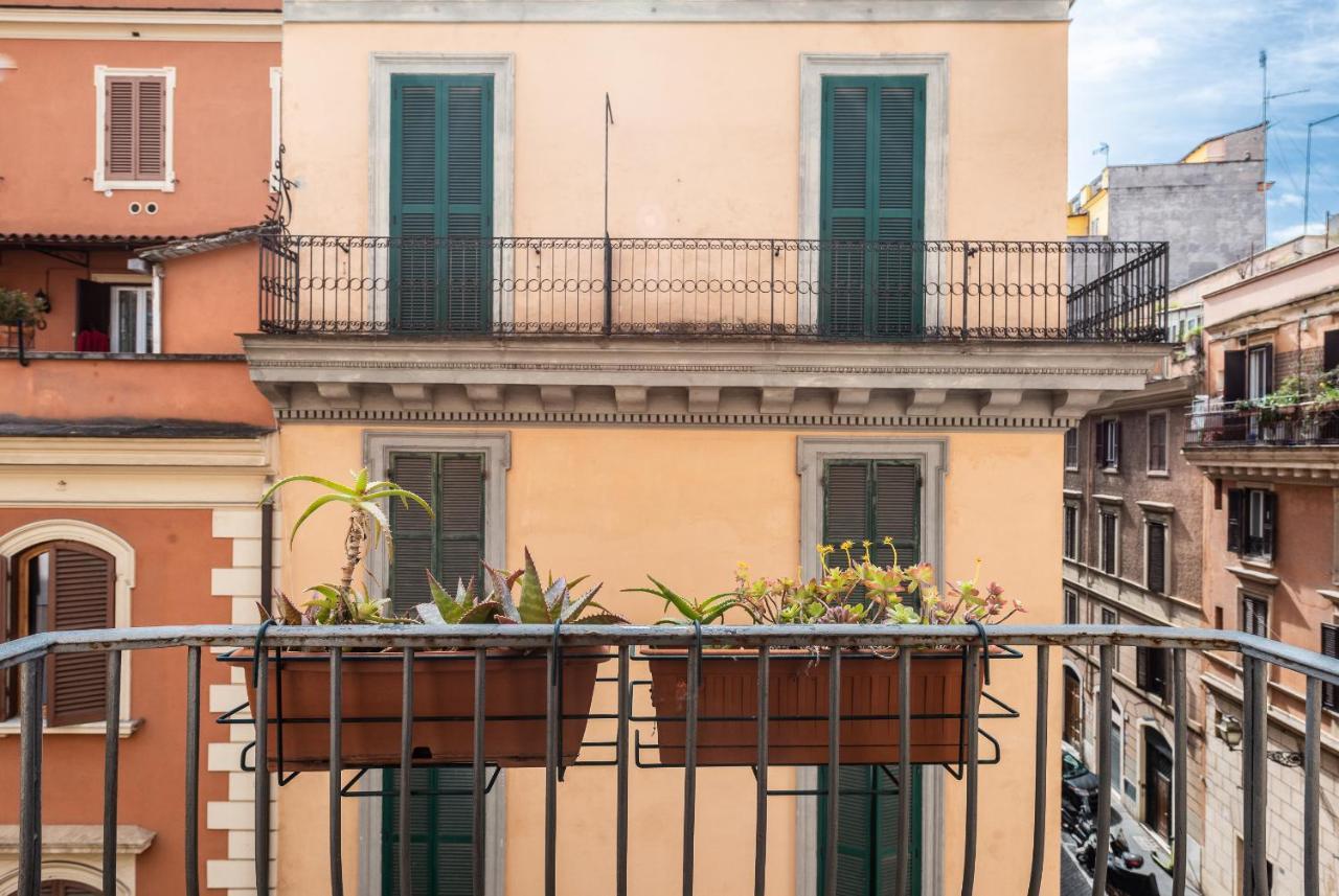 Appartamento Via Di San Martino Ai Monti Roma Esterno foto